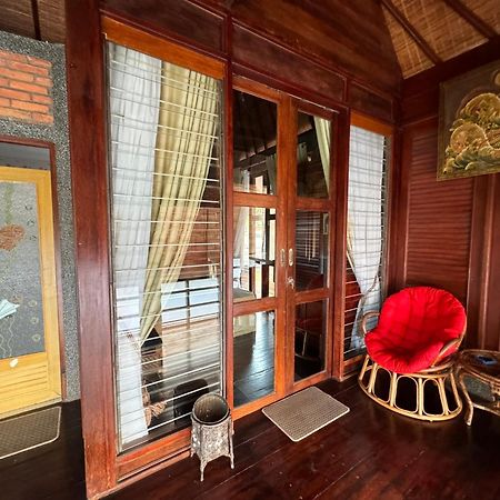 Giri Hill Homestay 努沙杜瓦 外观 照片