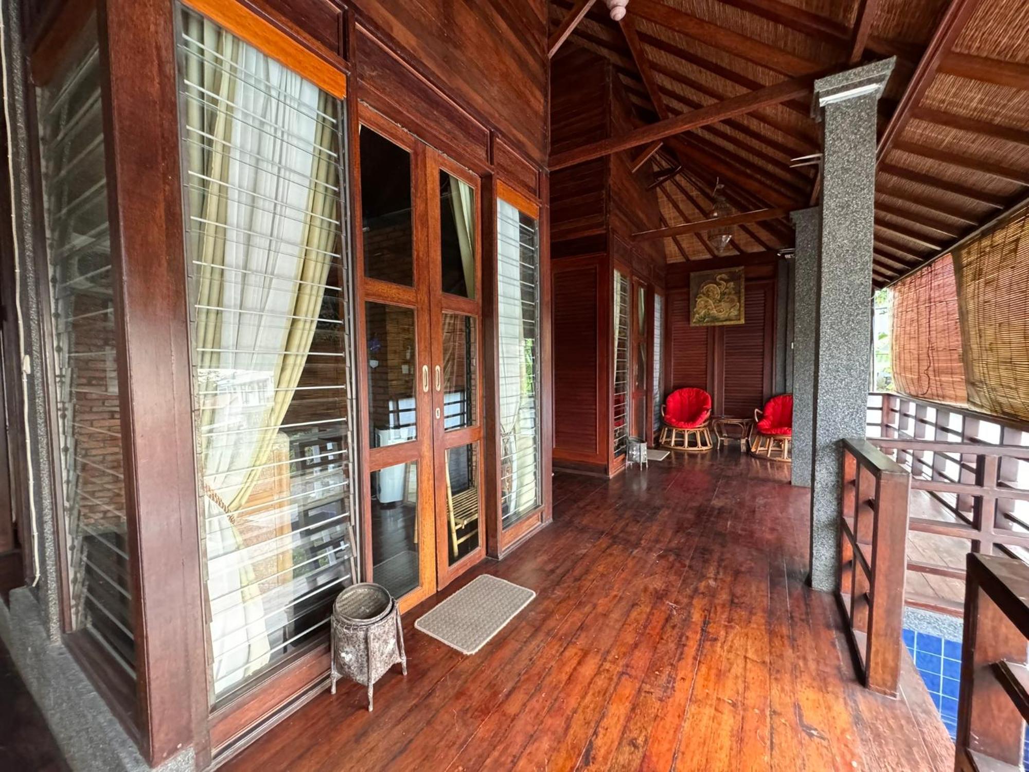 Giri Hill Homestay 努沙杜瓦 外观 照片