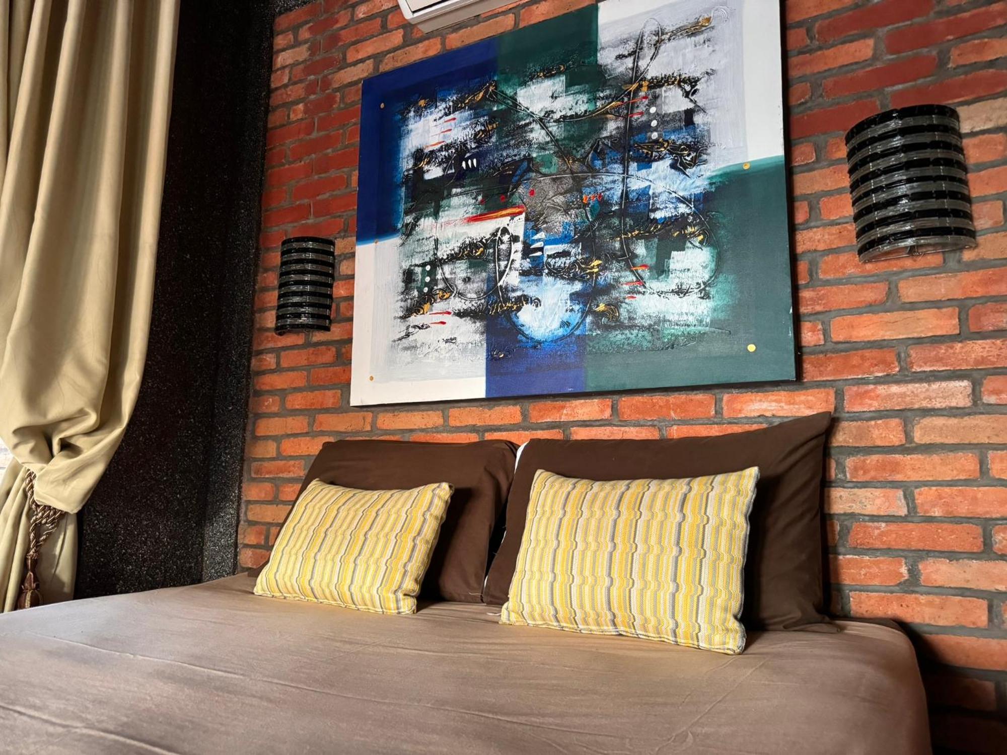 Giri Hill Homestay 努沙杜瓦 外观 照片