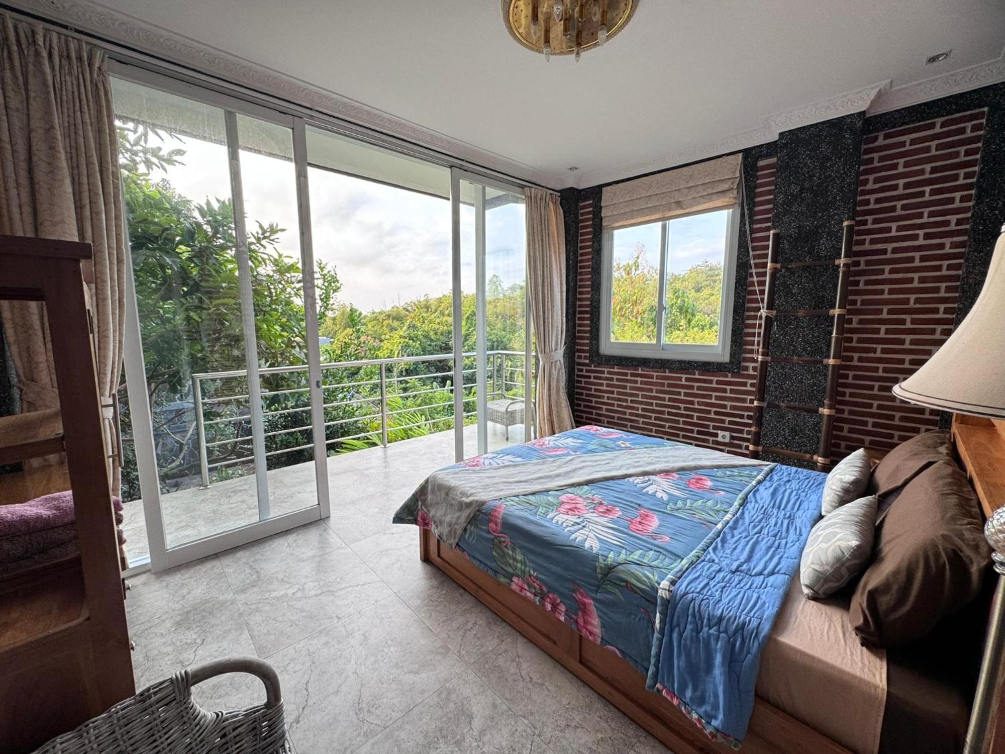 Giri Hill Homestay 努沙杜瓦 外观 照片