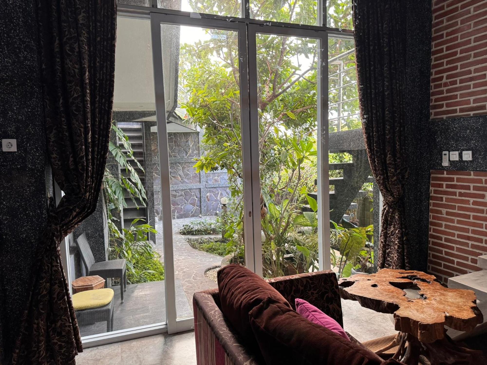 Giri Hill Homestay 努沙杜瓦 外观 照片