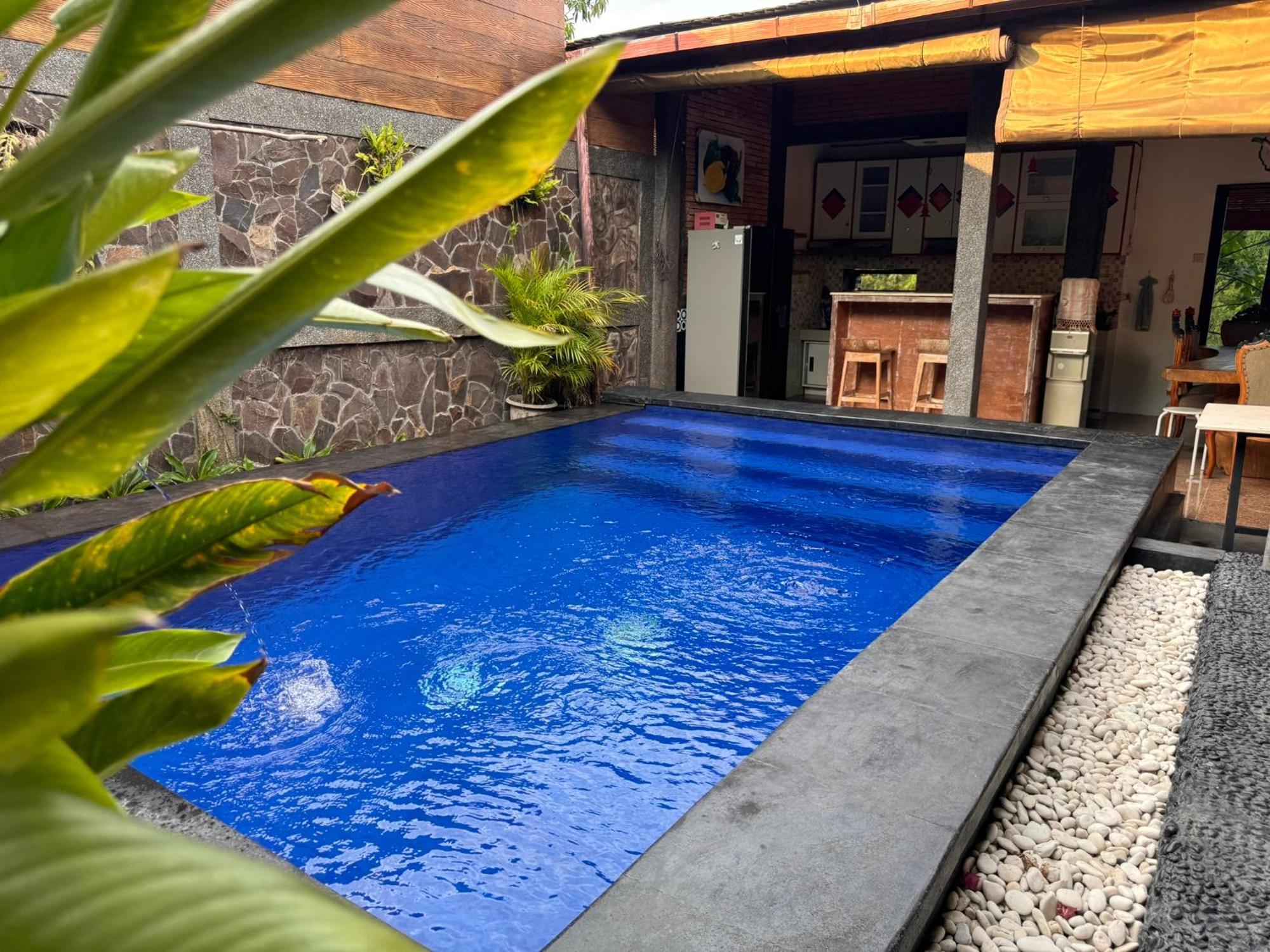 Giri Hill Homestay 努沙杜瓦 外观 照片
